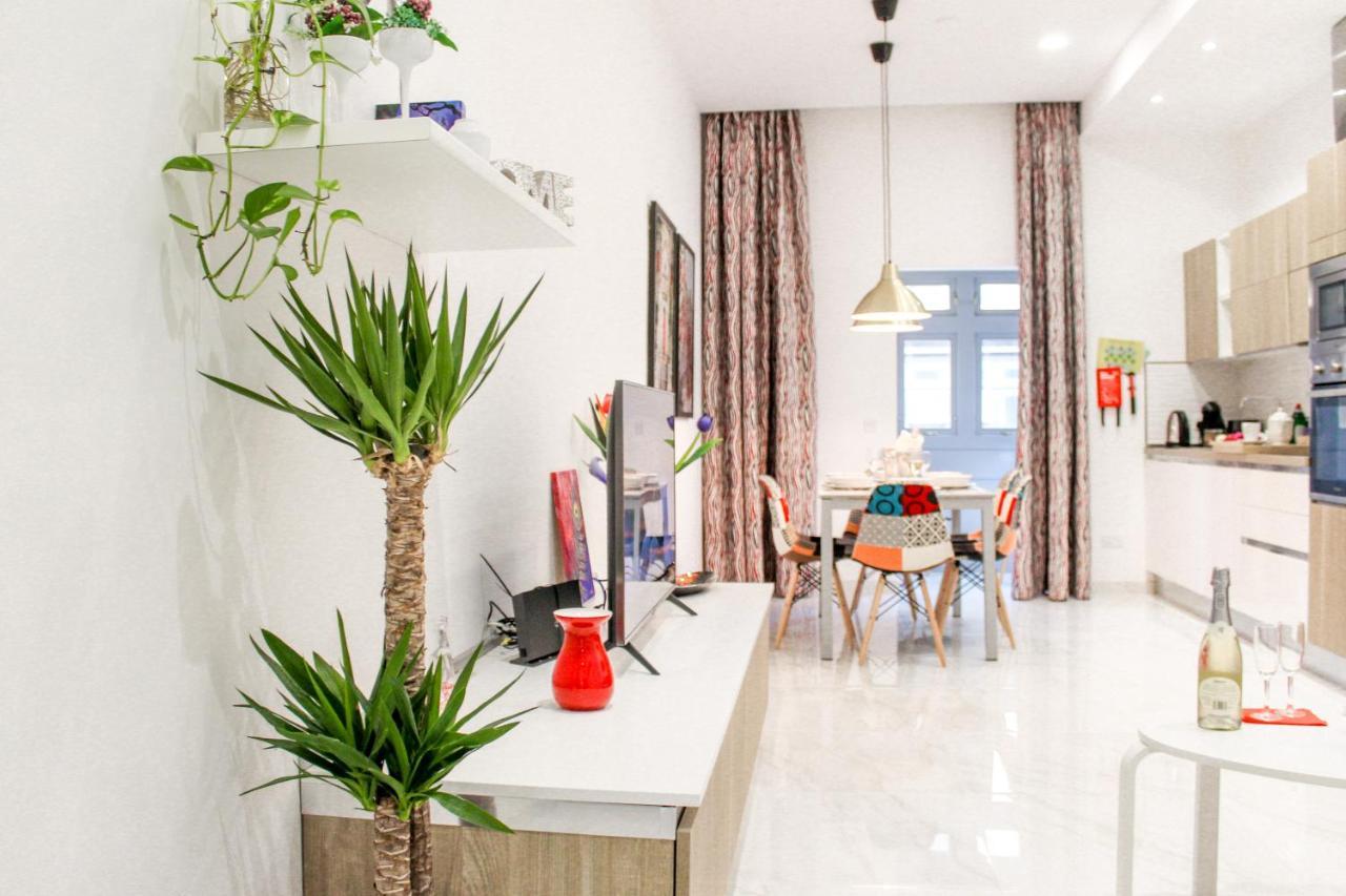 Qliving New Sliema Promenade Apartment Gzira
